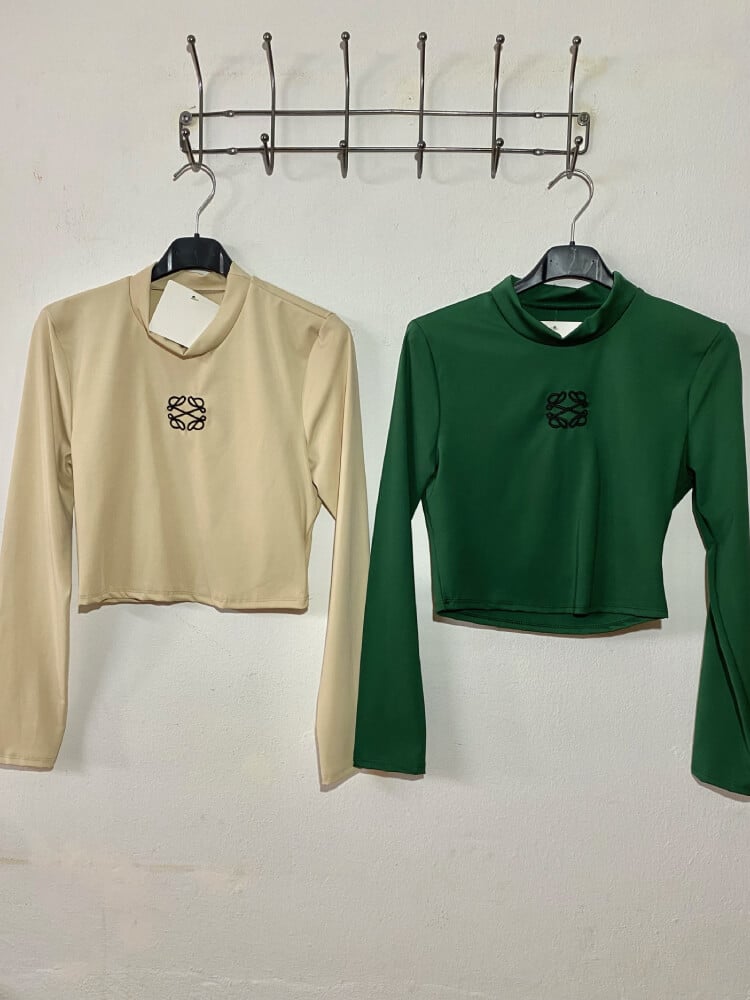 Top en colores beige y verde