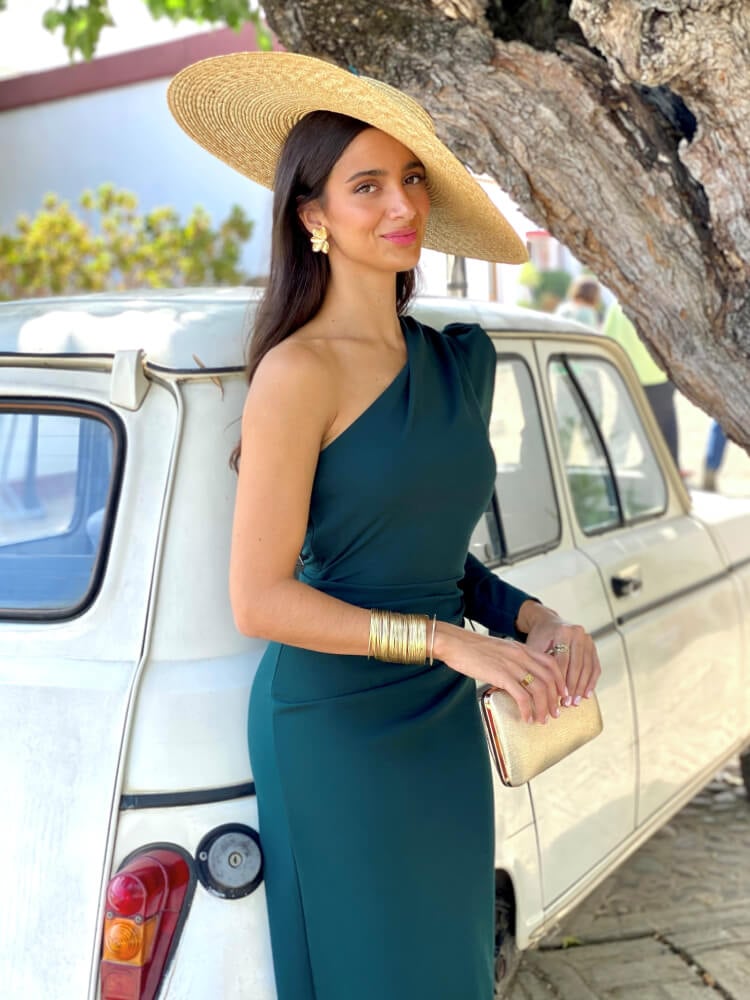 Vestido verde elegante de invitada de boda