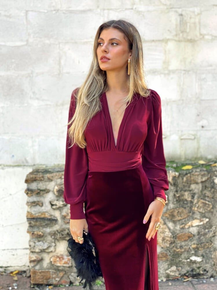 Vestido color vino elegante