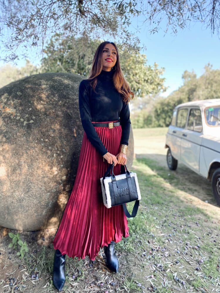 Falda roja larga elegante