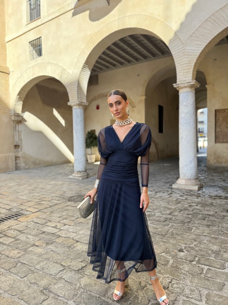Vestido Azul Marino En Tul Elástico
