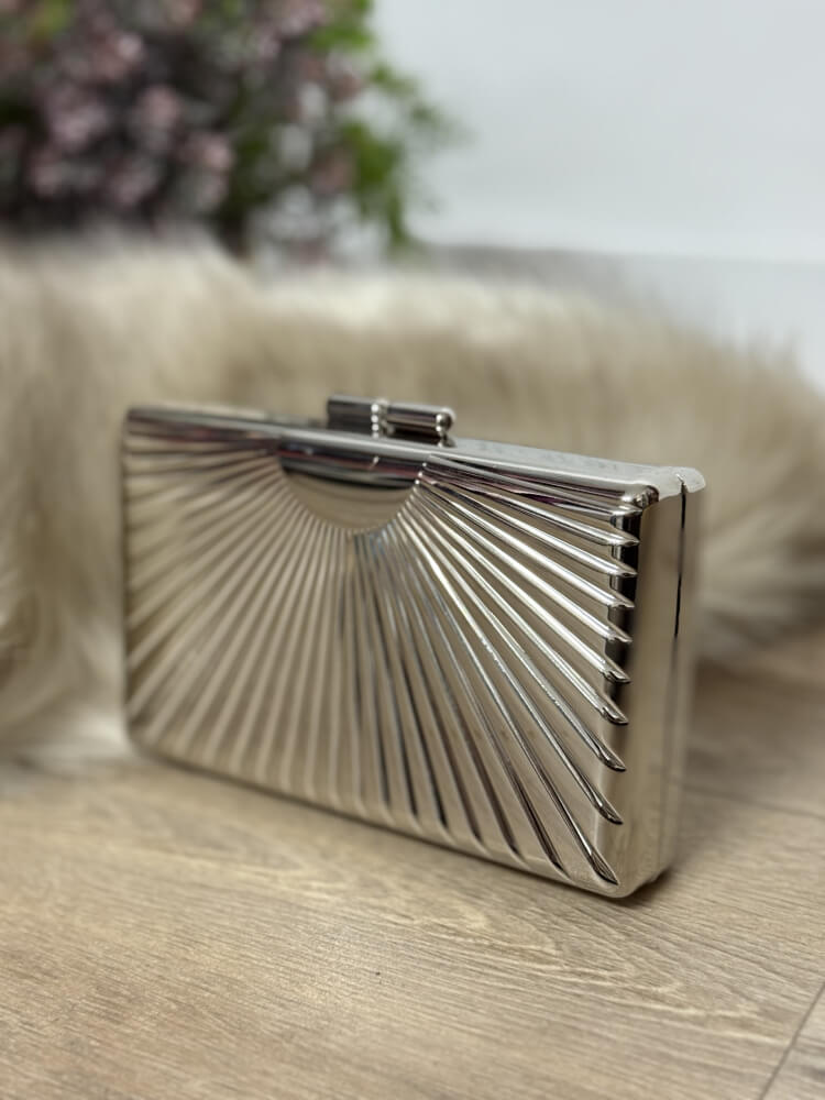 Bolso Metal Plateado Geométrico