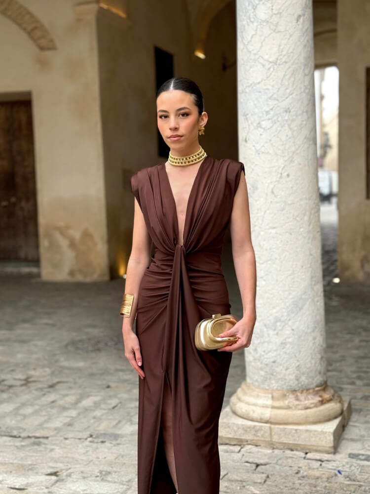 Vestido Marrón En Licra Efecto Seda