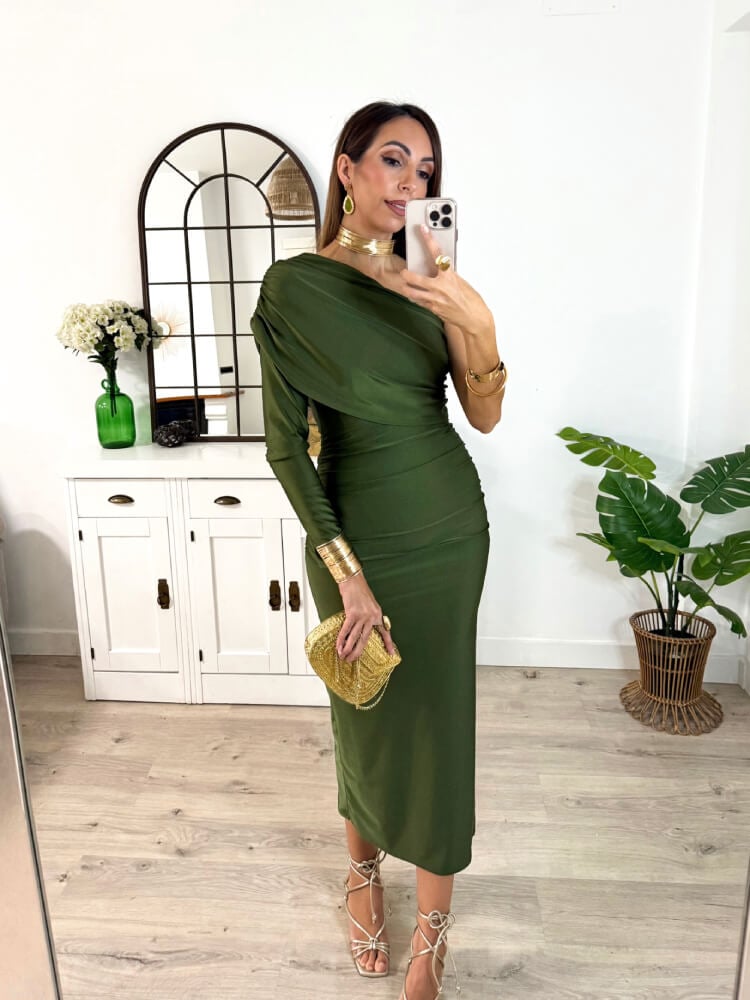 Vestido Verde Oliva Asimétrico Vista Trasera