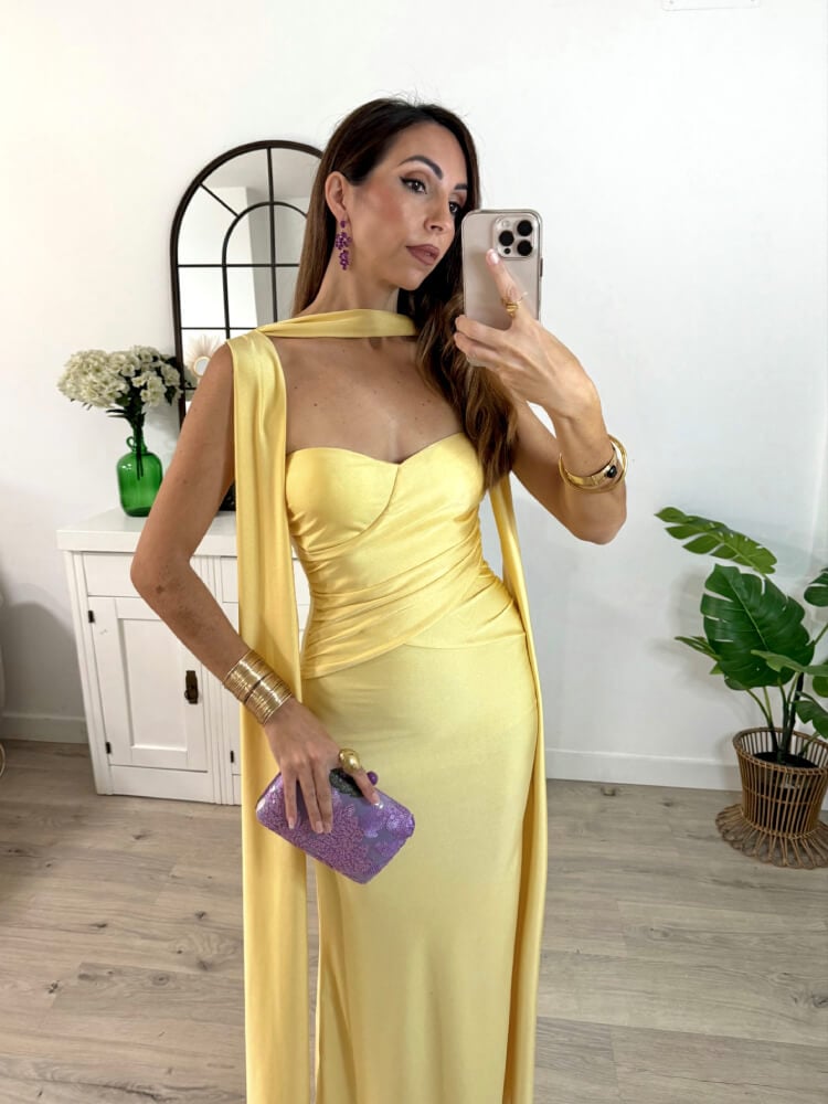 Vestido Amarillo Elástico Con Brillo