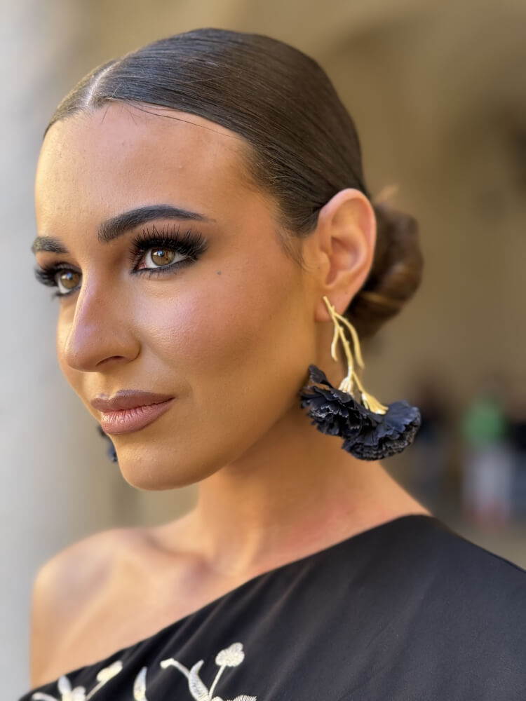 Pendientes Clavelia negro