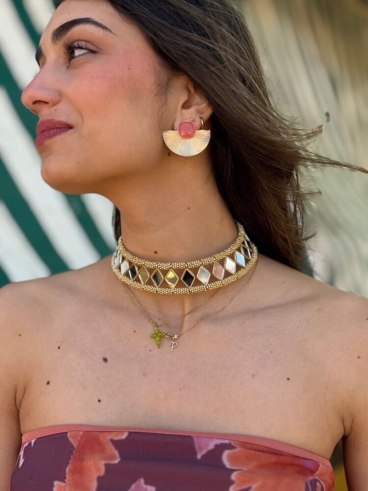 Vestido palabra de honor elegante