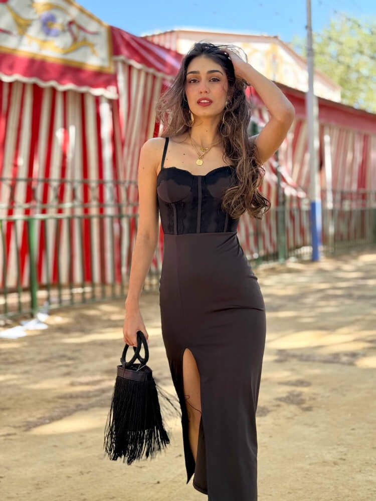 Vestido negro con encaje