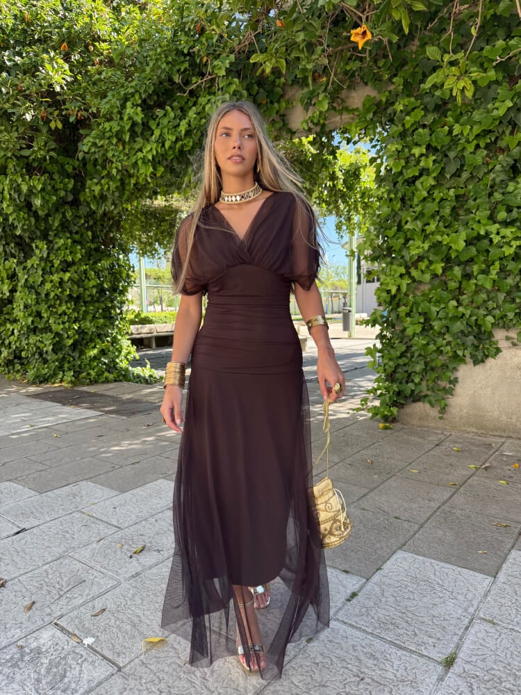 Vestido marrón liso midi