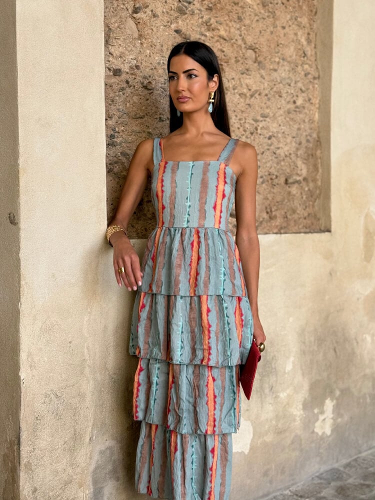 Vestido en tejido tipo lino con nido de abeja