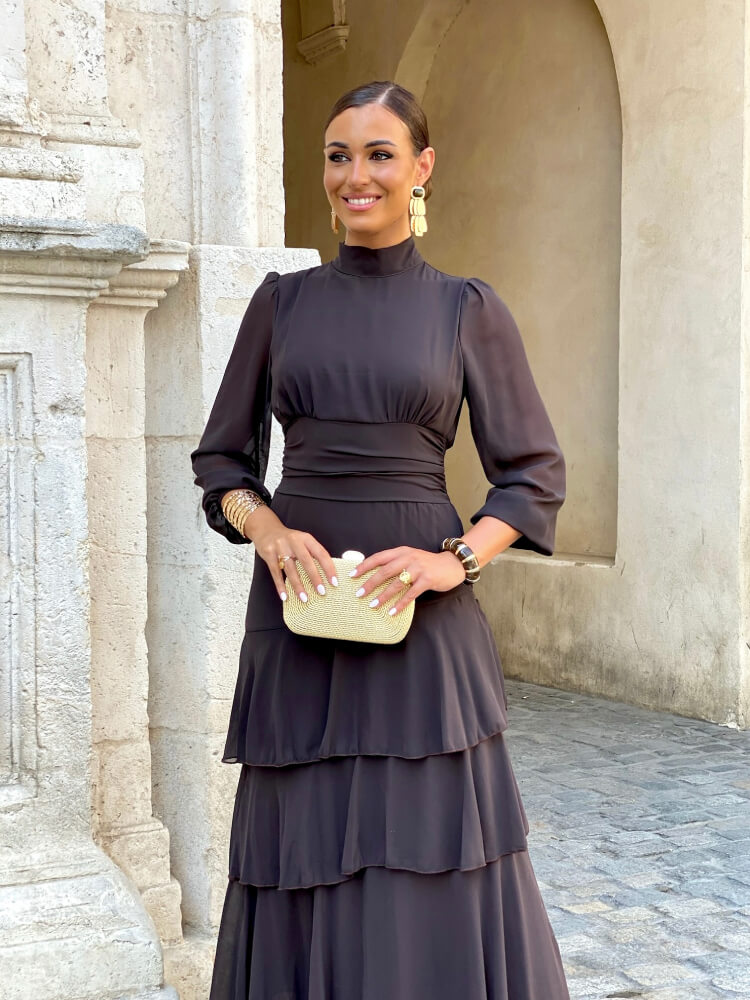 Vestido en tejido gasa, ligero y fluido para invitadas