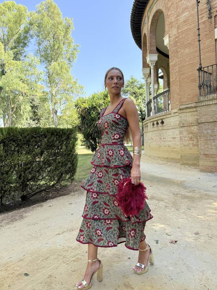 Vestido midi con estampado floral verde y burdeos